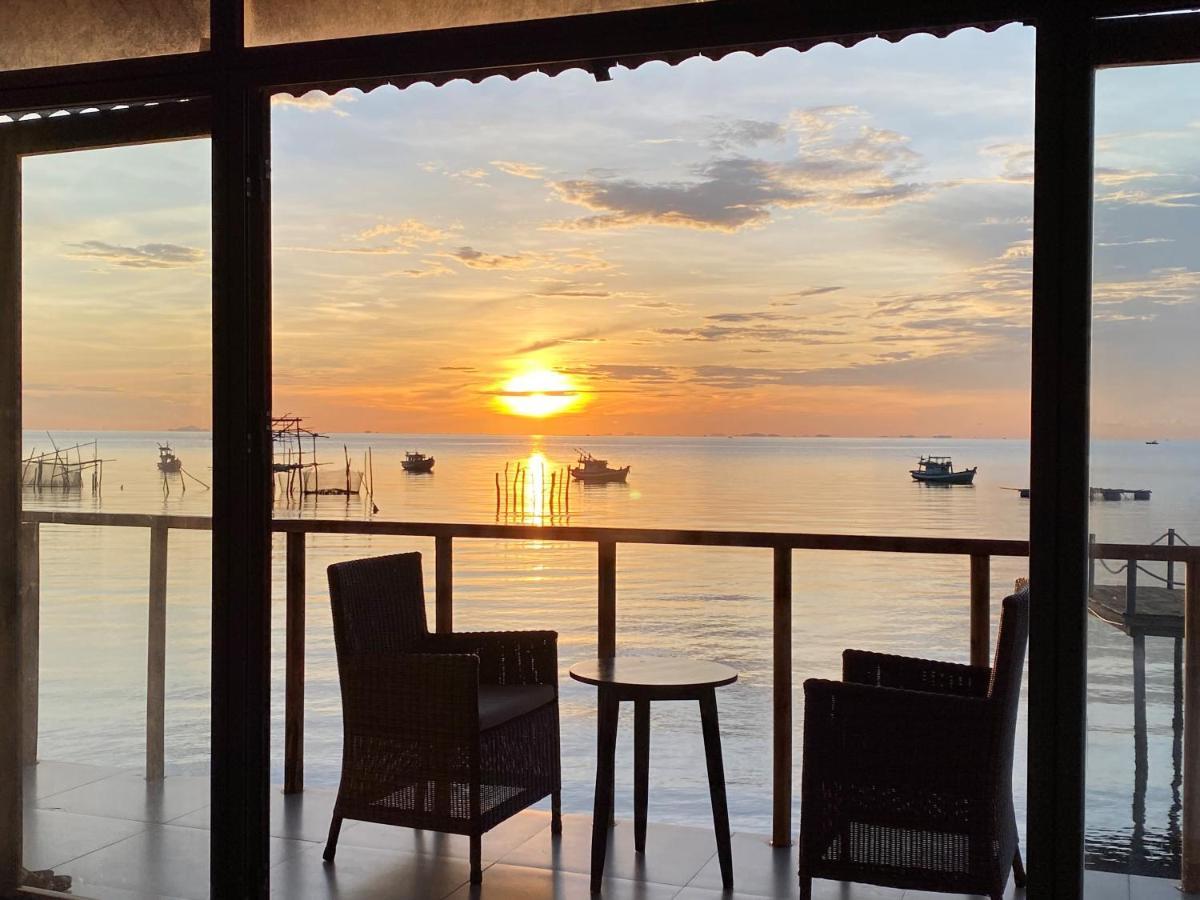 The Pier Phu Quoc Resort Exterior foto