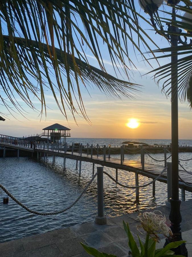 The Pier Phu Quoc Resort Exterior foto